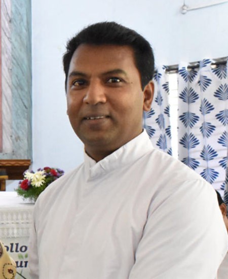 Rev. Fr. Manoj Pathupallil